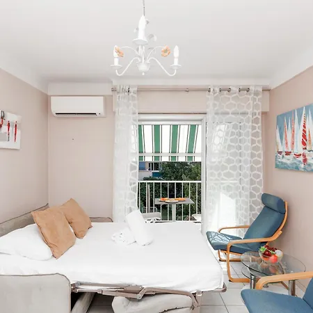 Upstays Cosy 1 Bedroom With Terrace And Ac